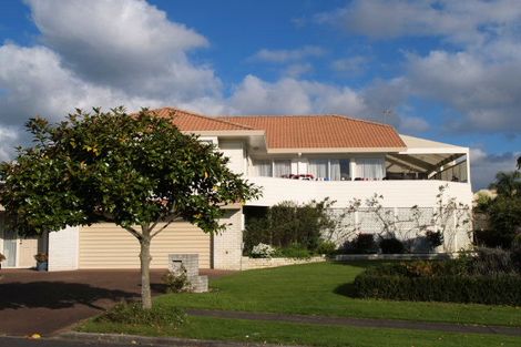 Photo of property in 29 Bob Charles Drive, Golflands, Auckland, 2013