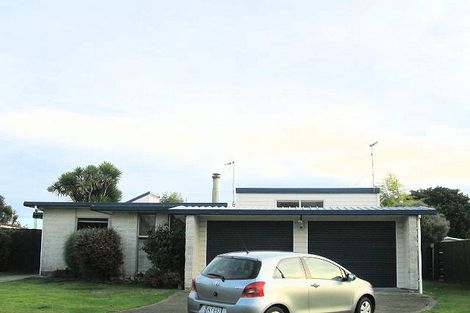 Photo of property in 3 Greenwood Place, Paraparaumu, 5032