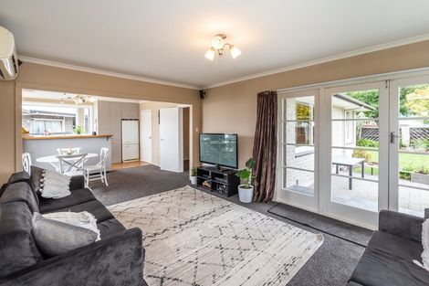 Photo of property in 220 Grimseys Road, Redwood, Christchurch, 8051