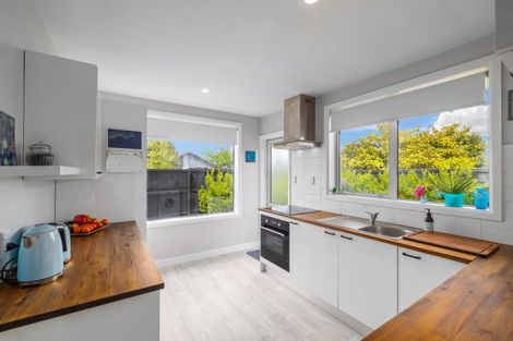 Photo of property in 1 Quinns Road, Shirley, Christchurch, 8013