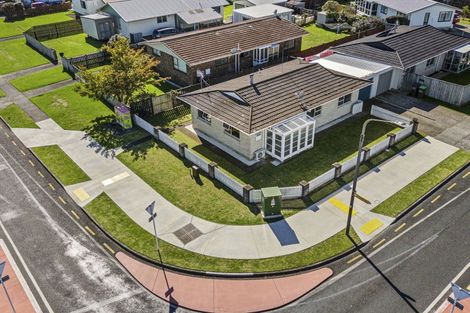 Photo of property in 205 Parklands Avenue, Bell Block, New Plymouth, 4312