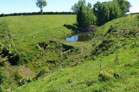 Photo of property in 210 Turuturu Road, Hawera, 4674