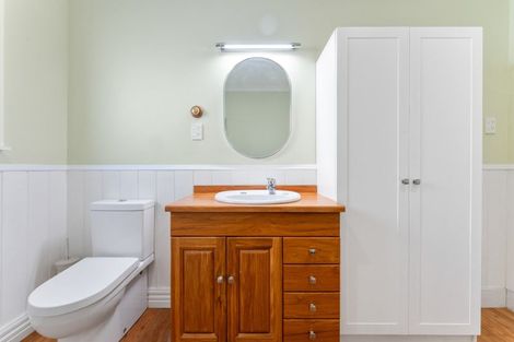 Photo of property in 122 Harrison Street, Whanganui, 4500