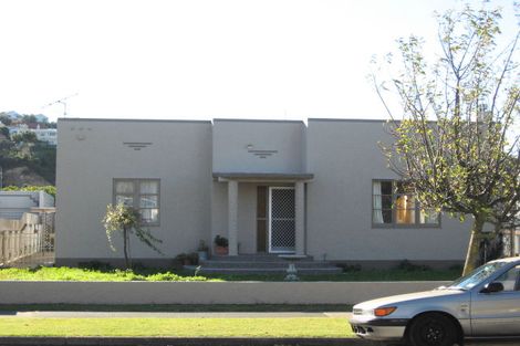 Photo of property in 5 Logan Avenue, Marewa, Napier, 4110