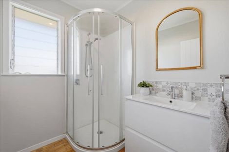 Photo of property in 9 Gordon Street, Te Puke, 3119