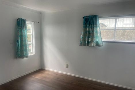 Photo of property in 54 Glen Road, Ranui, Auckland, 0612