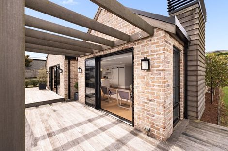 Photo of property in 1 Te Kaka Place, Omokoroa, 3114