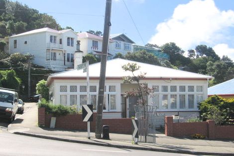 Photo of property in 22 Todman Street, Brooklyn, Wellington, 6021
