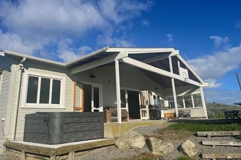 Photo of property in 1084 Lake Ferry Road, Dyerville, Martinborough, 5781