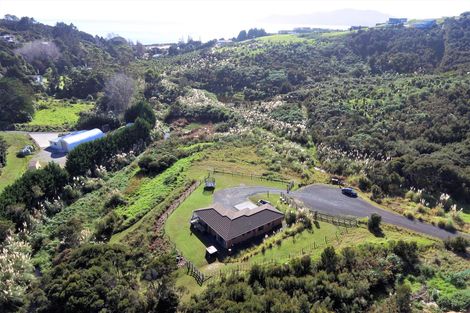 Photo of property in 136 Stratford Drive, Cable Bay, 0420