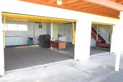 Photo of property in 48 Moana Drive, Mahia, 4198