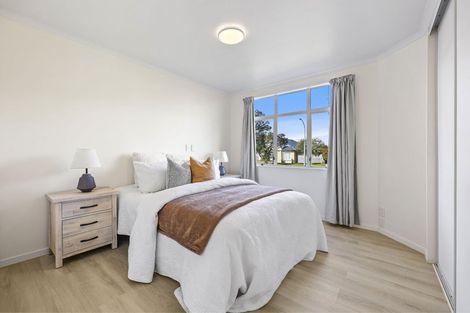 Photo of property in 14 Fernbrook Close, Burswood, Auckland, 2013