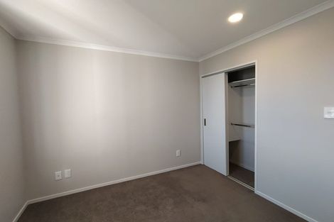 Photo of property in 10 Saddleback Crescent, Papakura, 2110