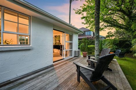 Photo of property in 3/4 Frater Avenue, Milford, Auckland, 0620