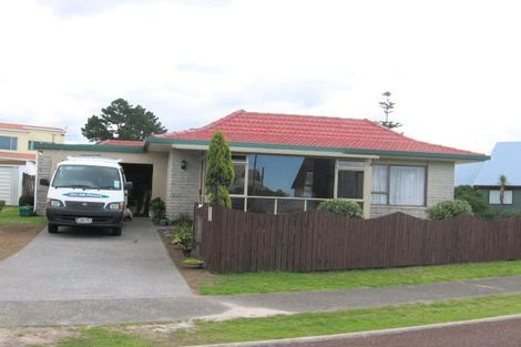 Photo of property in 11 Champion Place, Pauanui, Hikuai, 3579