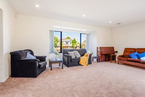 Photo of property in 38 Simmental Crescent, Somerville, Auckland, 2014