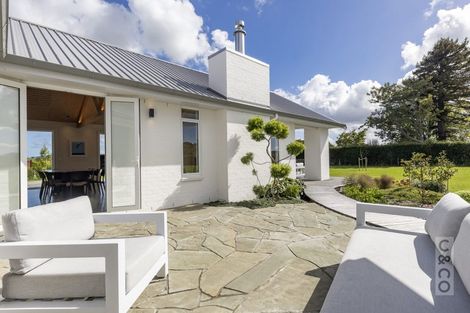 Photo of property in 88 Taupaki Road, Taupaki, Henderson, 0782