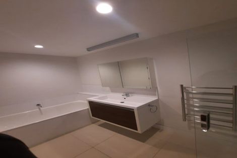 Photo of property in 14 Cochrane Road, Hobsonville, Auckland, 0616