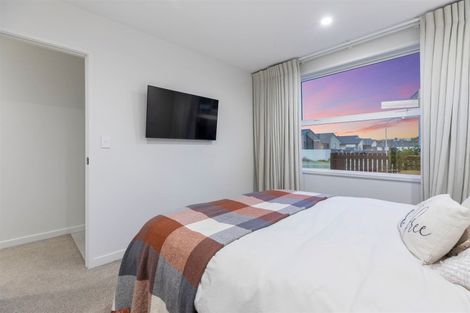 Photo of property in 1 Hinaki Street, Poike, Tauranga, 3112