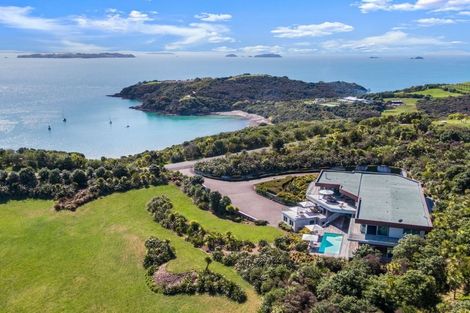 Photo of property in 52 Delamore Drive, Oneroa, Waiheke Island, 1081
