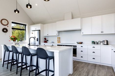 Photo of property in 21 Dry Hills Lane, Riverlands, 7274