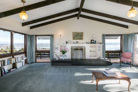 Photo of property in 131 Thompson Road, Bluff Hill, Napier, 4110