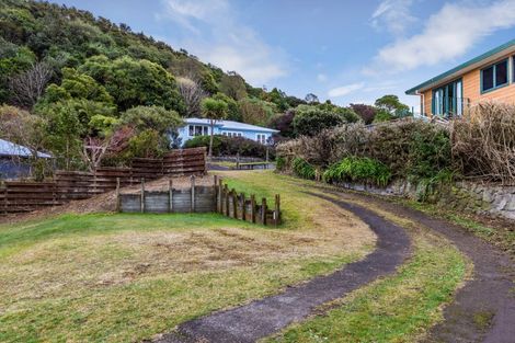Photo of property in 19 Turangitukua Terrace, Kuratau, Turangi, 3381