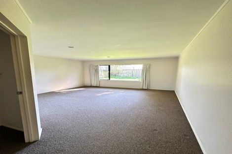 Photo of property in 1/5 Saint Leger Crescent, Huntington Park, Auckland, 2013