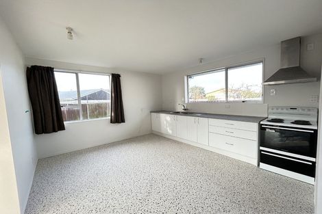 Photo of property in 2/202 Sawyers Arms Road, Bishopdale, Christchurch, 8053