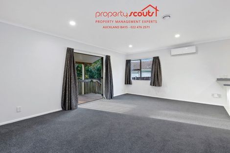 Photo of property in 551 Swanson Road, Ranui, Auckland, 0612