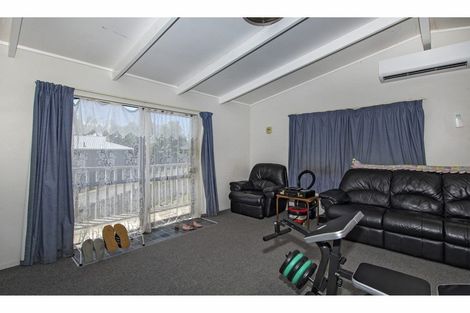 Photo of property in 22 Tikorangi Place, Morningside, Whangarei, 0110