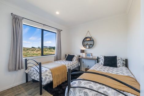 Photo of property in 125 Strathnaver Drive, Waikawa Beach, Levin, 5573