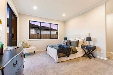Photo of property in 15 Cutfield Lane, Kumeu, 0810