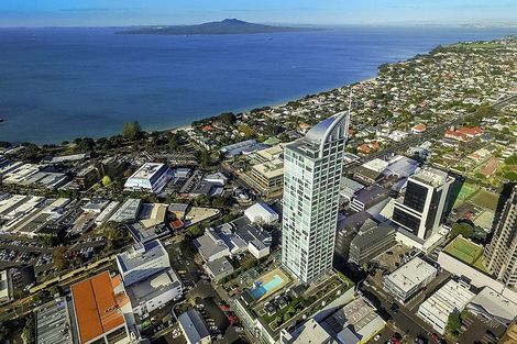 Photo of property in Sentinel Apartments, 706/3 Northcroft Street, Takapuna, Auckland, 0622