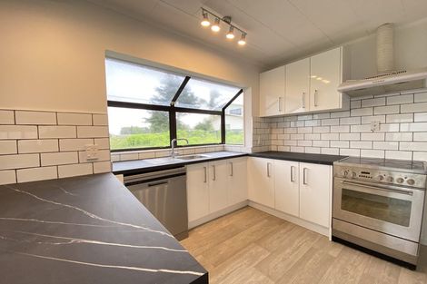 Photo of property in 212 Cambridge Road, Bethlehem, Tauranga, 3110