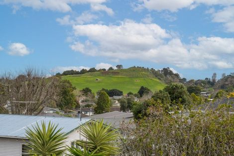 Photo of property in 3 Pauline Place, Bucklands Beach, Auckland, 2014