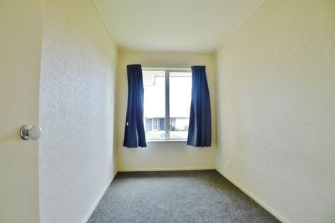 Photo of property in 104 Kingdale Road, Henderson, Auckland, 0610