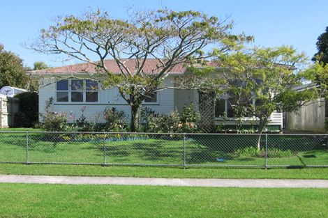 Photo of property in 3 Mangos Place, Pakuranga, Auckland, 2010