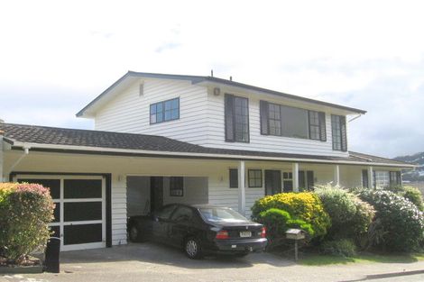 Photo of property in 4 Parklands Drive, Karori, Wellington, 6012