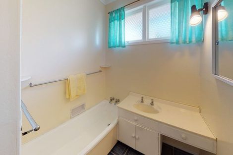 Photo of property in 3 Brooke Road, Red Hill, Papakura, 2110