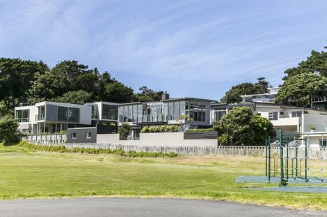 Photo of property in 63 Burnham Street, Seatoun, Wellington, 6022