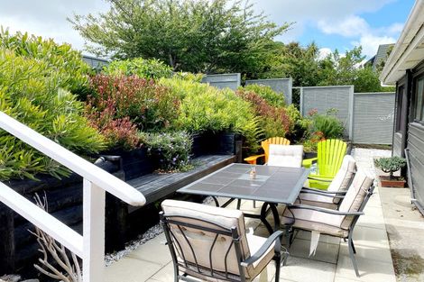 Photo of property in 30 Margaret Road, Raumati Beach, Paraparaumu, 5032