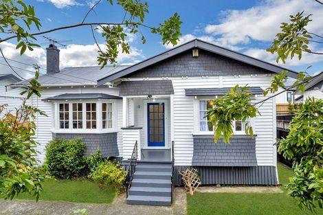 Photo of property in 41 Wairau Avenue, Avondale, Auckland, 1026