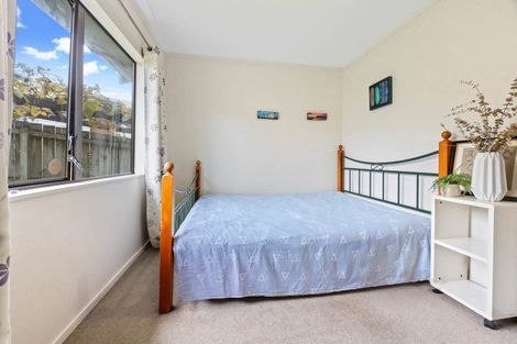 Photo of property in 48a Brains Road, Kelston, Auckland, 0602