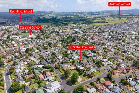 Photo of property in 17 Sutton Crescent, Papakura, 2110