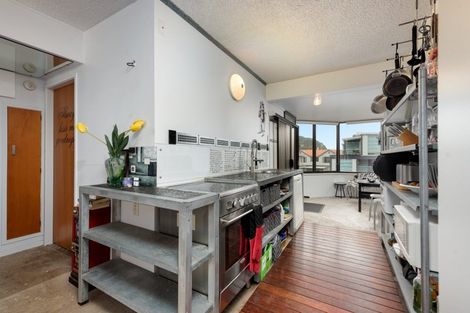 Photo of property in 40g Maunganui Road, Mount Maunganui, 3116