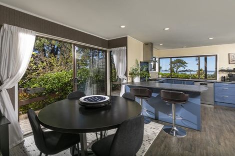 Photo of property in 199 West Harbour Drive, West Harbour, Auckland, 0618