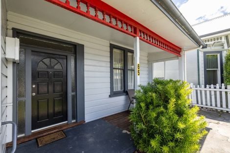Photo of property in 65 Wellesley Road, Napier South, Napier, 4110