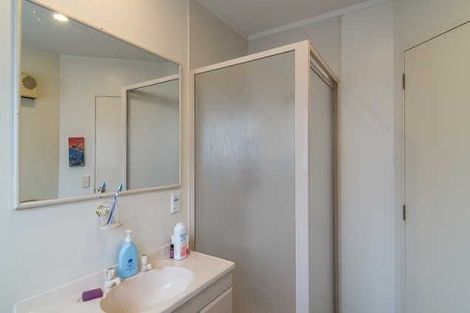 Photo of property in 38 Arawhata Road, Paraparaumu, 5032