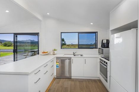 Photo of property in 81 Buffalo Beach Sh25 Road, Whitianga, 3510